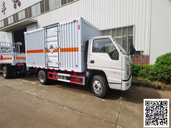 江鈴雜項(xiàng)危險(xiǎn)物品廂式運(yùn)輸車（國(guó)六）